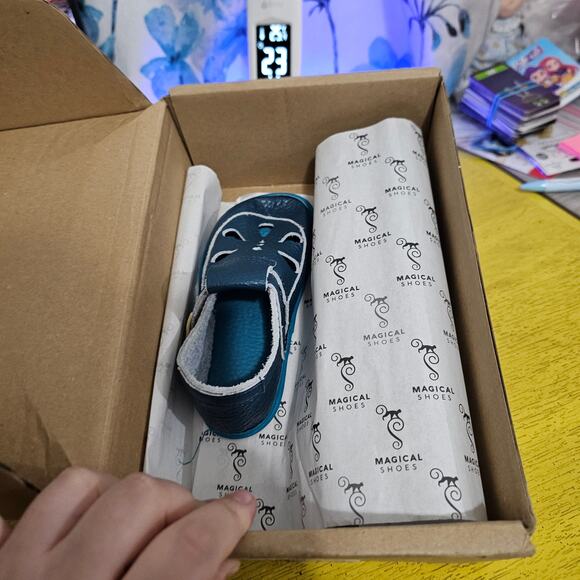 Magical Shoes Children's Barefoot Shoes Coco Blue EU 26 US Kid 10 NEW NEVER WORN - Picture 6 of 6